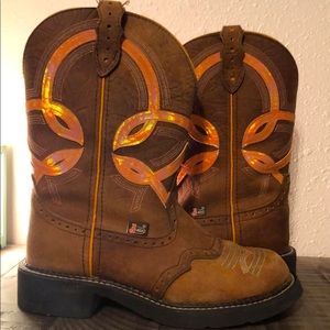 Justin Boots, Ariat, Cowgirl boots